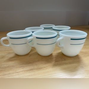 Vintage Pyrex Tableware Coffee Mugs